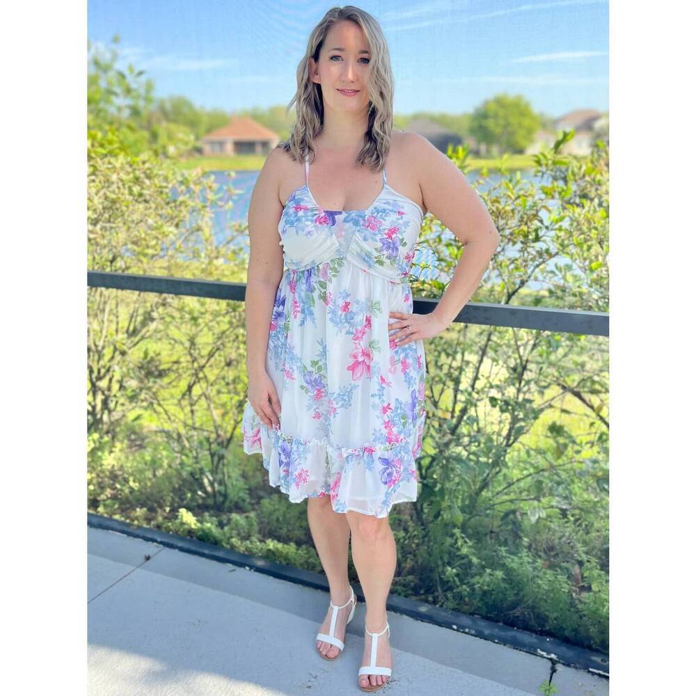 NEW WHITE BIRCH garden wedding mini dress in white